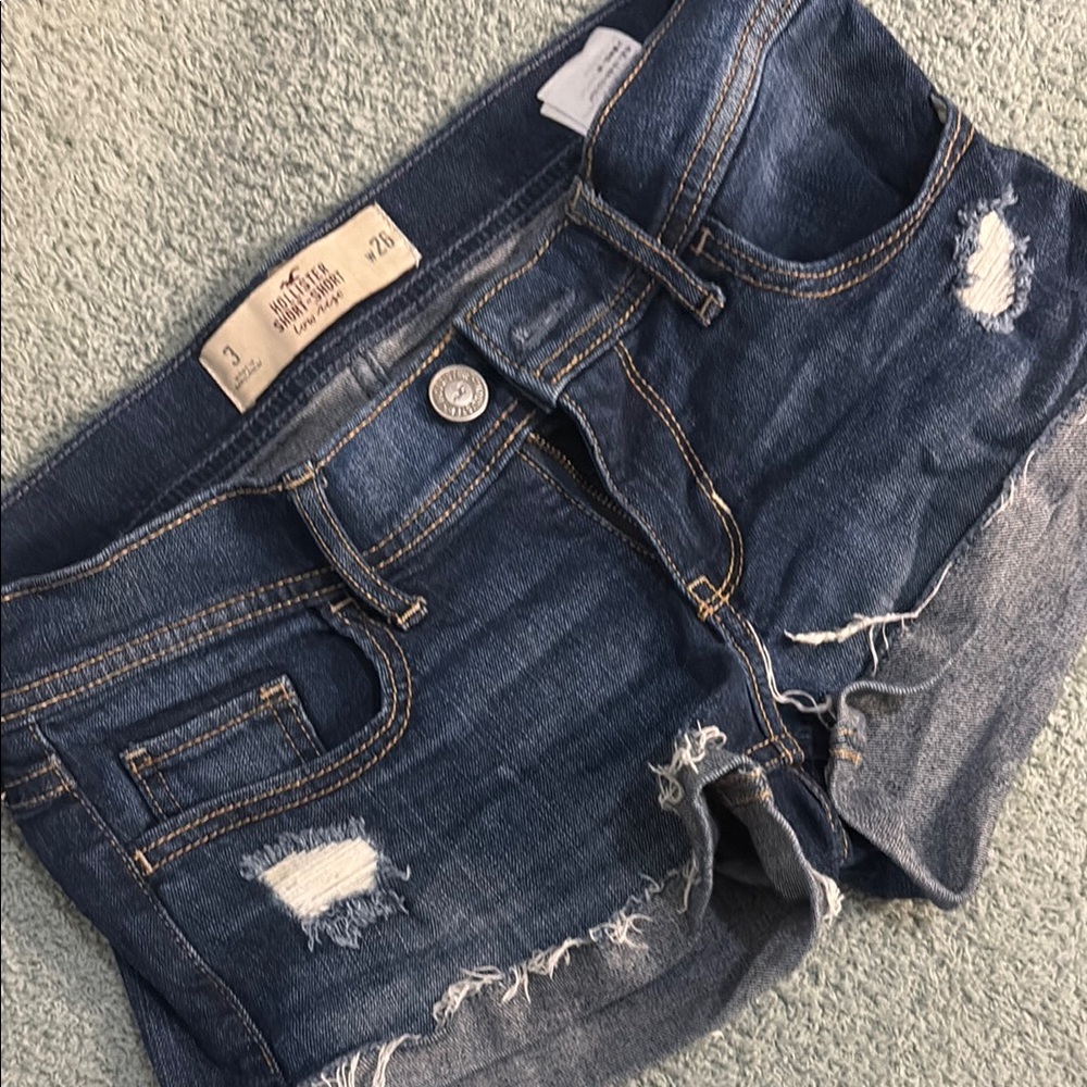 American Eagle Outfitters Blue Distressed Denim Jeans